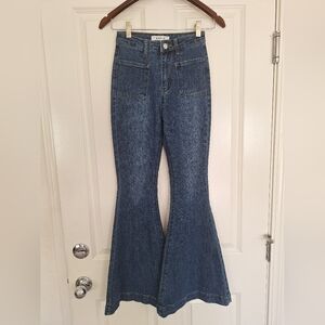 LAN.Z Women's‎ Blue Flared Jeans Vintage